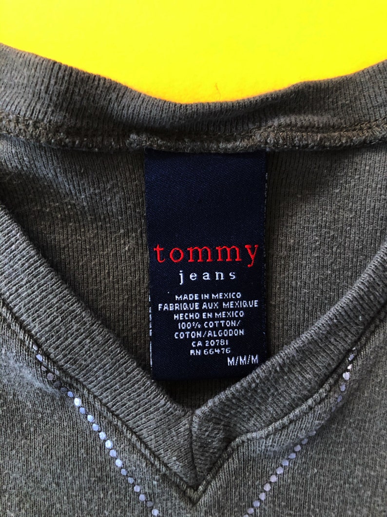 Y2K Tommy Jeans Dog Tag Graphic Tee Army Green Silver Tommy Girl V Neck 2000s 00s Vintage Small S