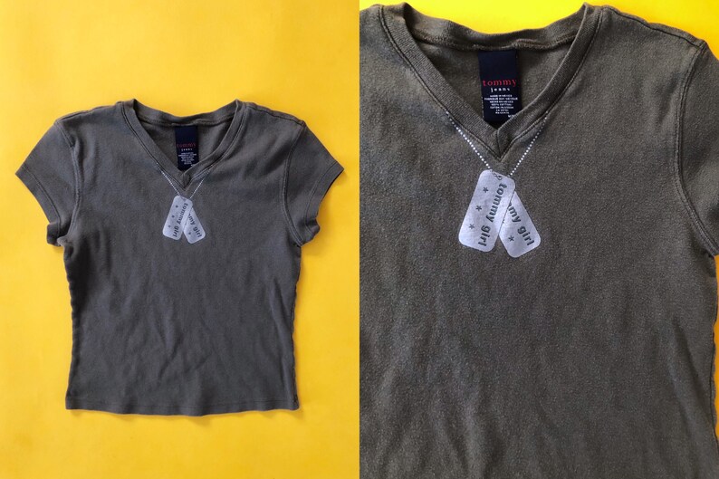 Y2K Tommy Jeans Dog Tag Graphic Tee Army Green Silver Tommy Girl V Neck 2000s 00s Vintage Small S