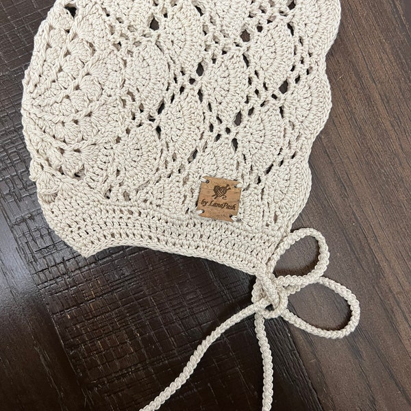 Lace bonnet. Crochet cotton baby bonnet