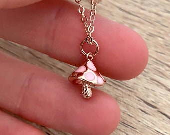 Pink Enamel Mushroom Necklace Y2K Fairycore Hippie Jewelry Rose Gold Pendant Woodland Cottagecore Mushroom Jewelry Toadstool Shroom Charm