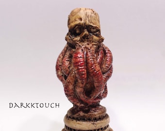 Cthulhu Skull HP Lovecraft Great Old One Resin Sculpture Macabre Darkktouch