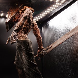 Pyramid Head / Red Pyramid thing / Silent Hill image 1