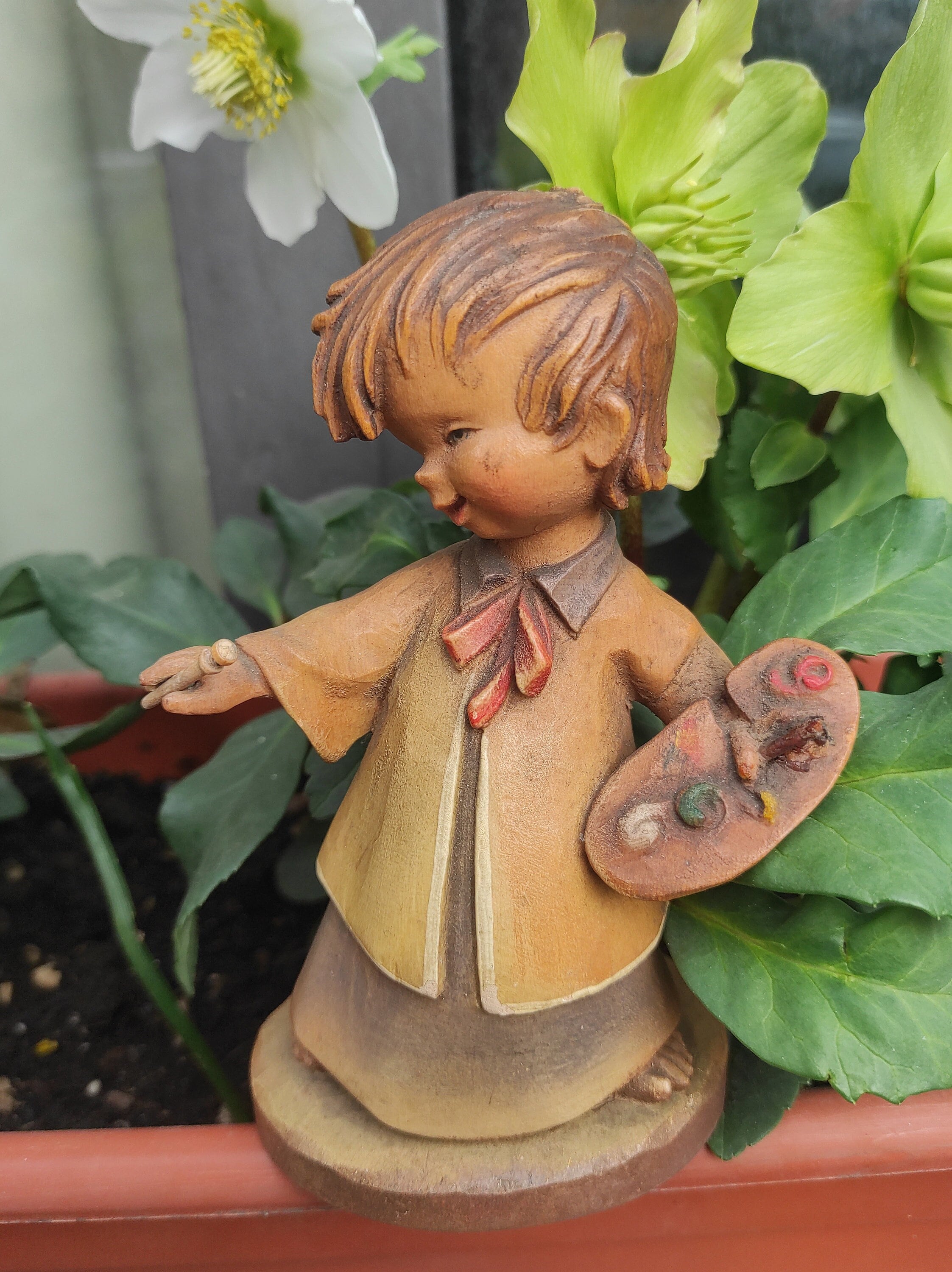 anri sculptures in wood 木の置物 人形 高さ28センチ 管理番号