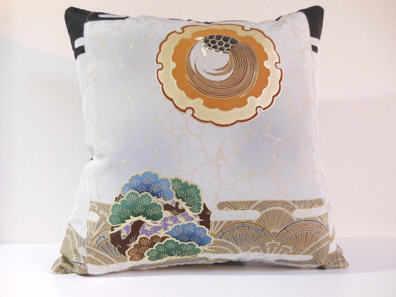 Japanese Kimono Pillow 240 Decorative Pillow 18x18 Etsy