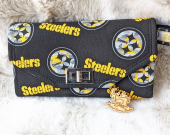 Camo Circles, Pittsburgh Steelers wristlet, football, NFL, afc, Steelers, Pittsburgh, Superbowl, Steelers Nation