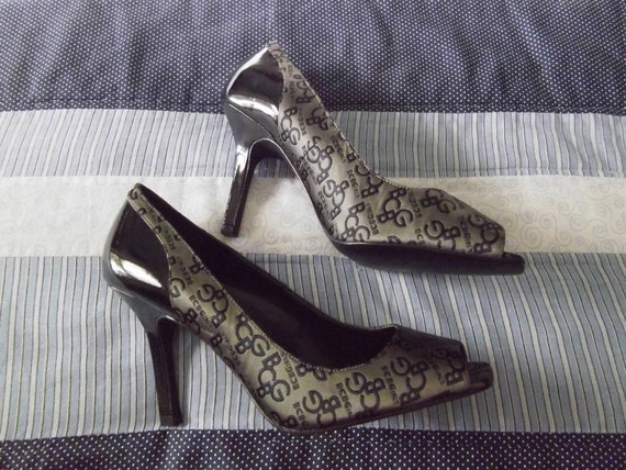 Gray Open-Toe Dress Pumps, Size 7.5, BCB Girls, V… - image 2