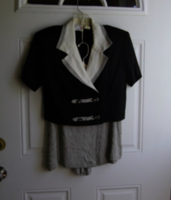 Black & Gray Skort Suit by Scarlett, Jrs. Size 5/6 - image 2