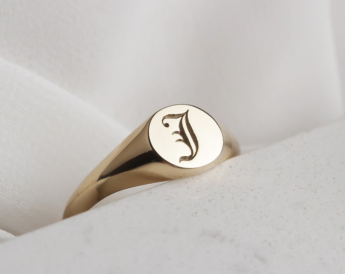 Old English Initial Signet Ring: 18K Gold Gothic Personalized Ring