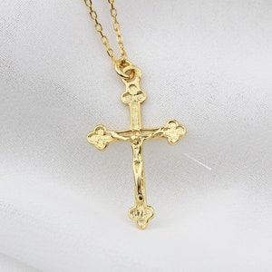 Kruzifix-Halskette aus Silber • Beten Sie Jesus-Halskette • Goldene christliche Halskette • Zierliche Kreuz-Halskette • Zarte Kreuz-Halskette aus Sterlingsilber