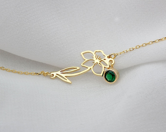 18K Gold Personalized Birth Flower Bracelet with Custom Birthstone Charm
