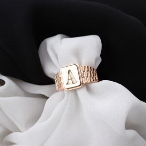 Personalisierter Buchstabe Sterling Silber Roségold Anfangsring Personalisierter Anfangsring Zarter Buchstabenring Geschenk für Sie Bild 4