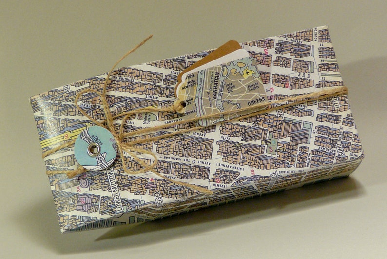 Wangle NEW YORK Manhattan Map including Gift Wrapping Gift for You Travel study move favorite City decoupage art