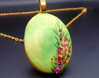 Handpainted phlox pendant, green floral necklace, polymer clay jewellery, oval nature-inspired cabochon pendant, alcohol ink jewelry