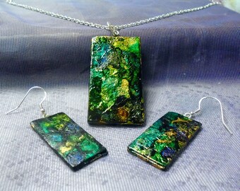 Reversible blue green and gold pendant necklace jewellery set