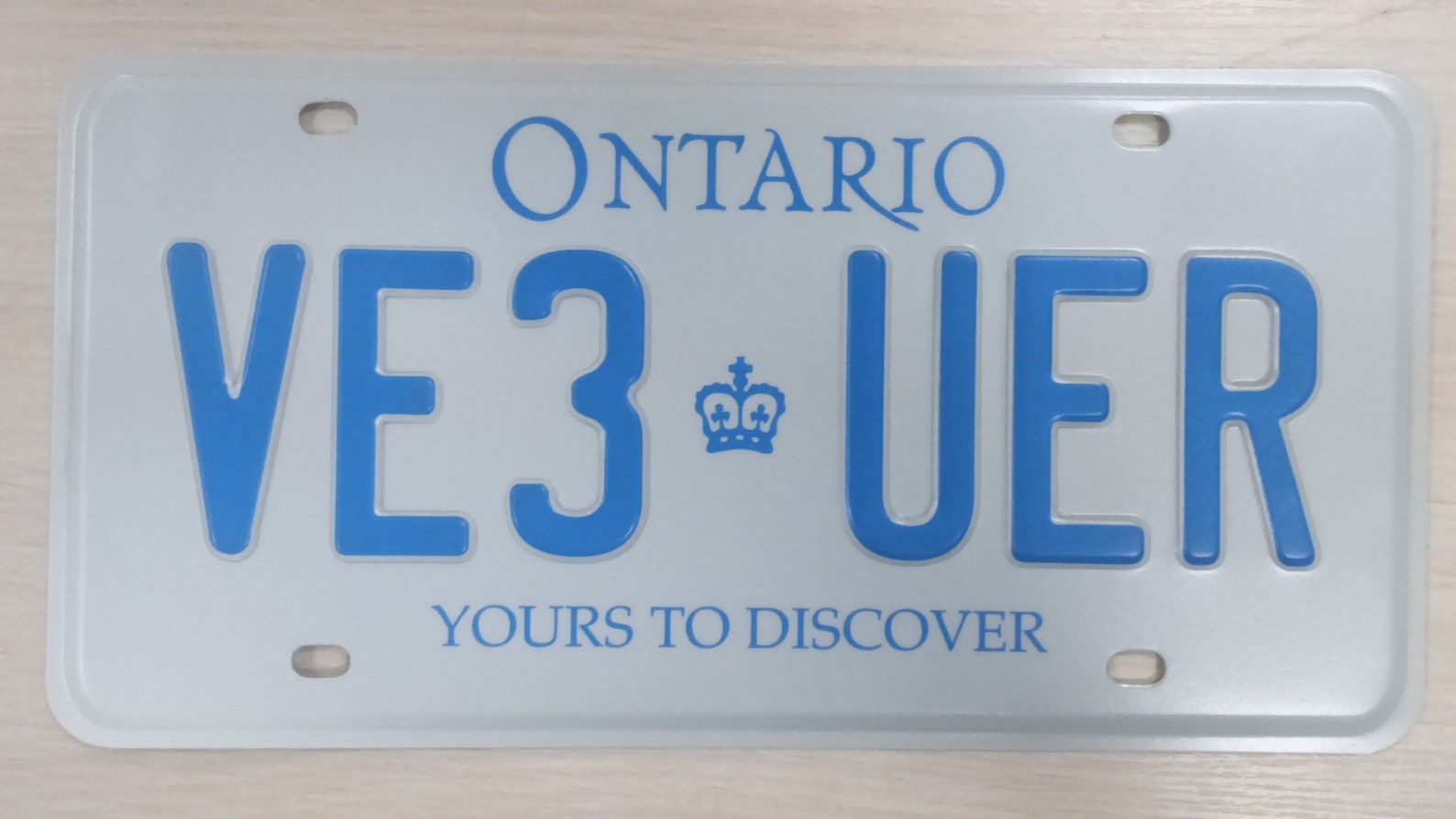American embossed Ontario license plate. The price is for 1 Etsy