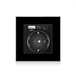 Könnte beinhalten: Schwarze Steckdose mit einem einzigen Stecker im europäischen Stil und zwei USB-Anschlüssen. Die USB-Anschlüsse sind mit "5V=≤2100mA type-c" beschriftet.