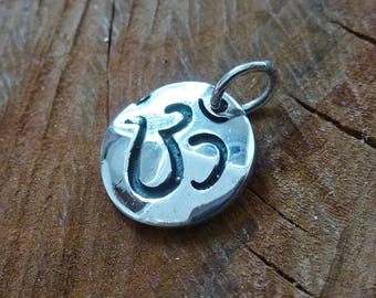 Small Sterling Silver Round OM Medallion/OM Pendant/Gift for Her/OM Jewellery/Friendship Present/Spirtual Jewellery/Om Gift