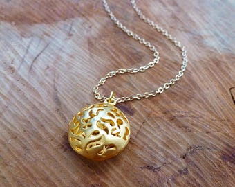 Gold Circle Pendant Necklace/Gold Pendant Necklace/Japanese Inspired Pendant/Gold Pendant/3D Pendant/Round Charm Necklace/Filigree Pendant