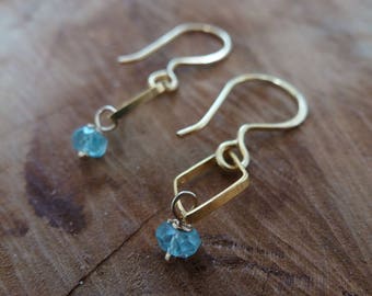 Delicate Gold Losange Drop Earrings with Apatite Button