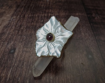 Carved Mother of Pearl with Garnet or Amethyst Flower Ring on Brass/Handmade/Fair Trade/Gift for Her/UK Size N, 0 and P/US Size 7, 7.5 and 8