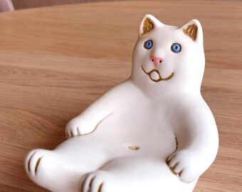 Handmade Ceramic Cat Phone Holder, Cute White Cat Desk Stand, Pottery Smartphone Dock, Cat Lover Gift, Unique Office Desk Decor
