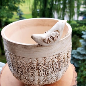 Fioriera in ceramica fatta a mano, vaso in argilla, vaso in stile rustico, regalo per casa estiva e giardino, statuetta di uccello, regalo per inaugurazione casa