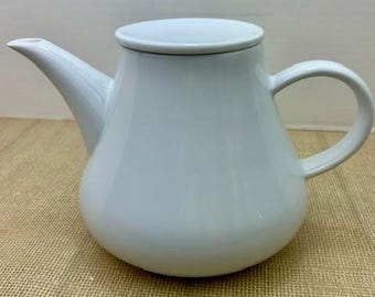 Kahla Germany White Tea Pot from Crate and Barrel, White Porcelain Tea Pot from Crate and Barrel, Modern White Tea Pot from Crate and Barrel