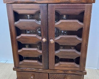 Vintage Wood Wall Hanging Spice Rack, Wood Spice Rack with Double Doors for Hanging on the Wall, Cottage Core Wood Spice Rack/Essential Oils