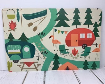 Set of 4 Retro Style Camper Placemats, Vinyl Placemats for Camper/Camping, Wipeable Placemats for Camping, Flamingo love/Pink Camper