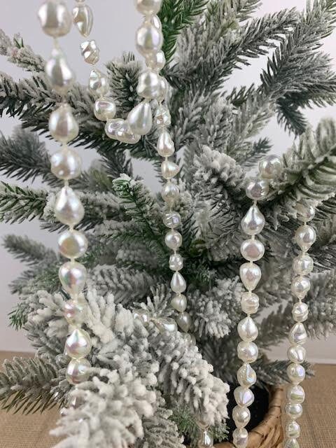 DECHOUS 2 Rolls Christmas Beads Pearl Beaded Trim Xmas Tree Bead Chain  Pearl Garland for Christmas Tree Wedding Party Supplies Holiday Beads  Garland