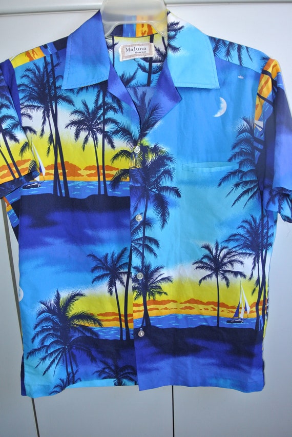 Maluna Hawaii Mens Medium 1970's Cool Sunset and M