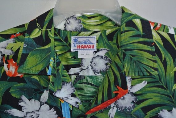 Hawaii  Mens Medium  Cockatiels & Parrots in the … - image 3