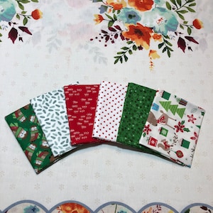 Merry Forest Friends 6 Fat Quarters Sampler Designer&#39;s 100% Cotton Quilting Fabric