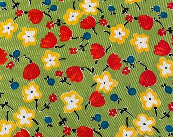 Floral Pique Cotton Fabric: Vintage Apparel Sewing Material (25.5")