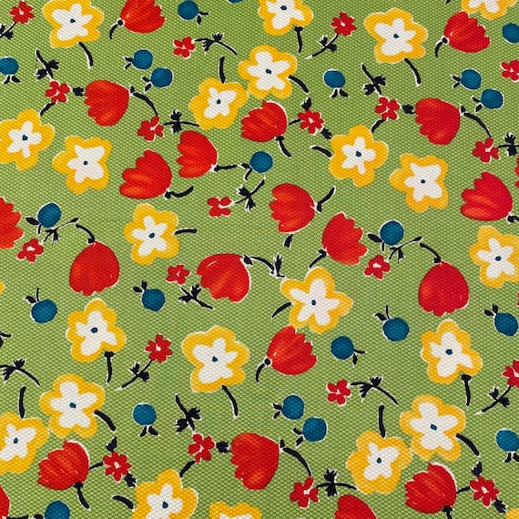 Floral Pique Cotton Fabric: Vintage Apparel Sewing Material (25.5")