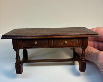 Kitchen table