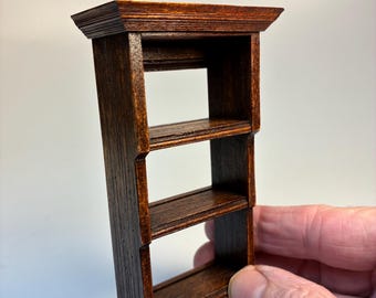Narrow shelves