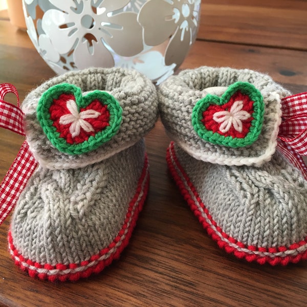 Baby shoes "Dirndl - NEW - hand-knitted