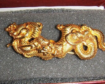 ALVA MUSEUM Signed Gold Plated Figural Fighting DRAGON Pin