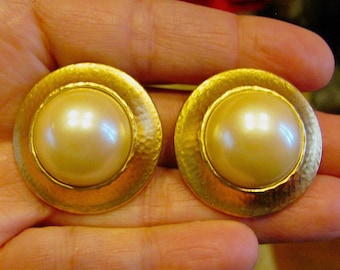 YSL Yves Saint Laurent Signed Large 80's Satin Gold Tone 14K Plated Mabe Cream Pearl Clip Earrings Women's Jewelry New NOS