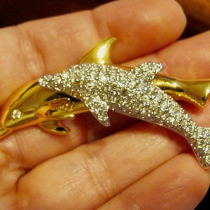 Vintage Swarovski Swan Signed Two (2) Dolphin Brooch Pin Pave Crystal & Polished Gold Tone 80s Retired Costume Jewelry New In Original Box