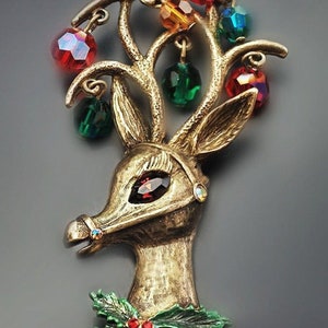 Vintage SWEET ROMANCE Signed RUDOLPH The Red Nose Reindeer W/ Red Green Blue Dangling Beads Textured Gold Tone Figural Holiday Brooch Pin image 2