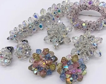 Vintage Perlen Kristall Schmuck Lot 5 Stück Damen Ohrringe & Broschen Pins Weiss Carnegie Urlaub Kostüm Schmuck Lot