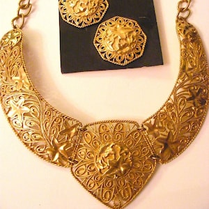 Vintage JOSE BARRERA Signed Gold Tone Cannetille Falling Leaves Statement Bib Necklace Matching Clip Earrings Women's Estate Jewelry BOOK Pc