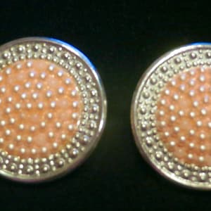 Vintage RICHARD KERR Signed Large Round Pink Blush Pearlized Beads & Silver Tone Disc Runway Couture Statement Clip Earrings Bride Women&#39;s