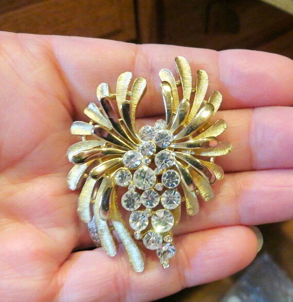 Broche Fantaisie Plaquée Or Vintage - Occasion - Quelques Traces D'Usure