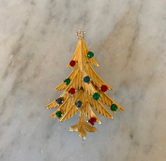 Vintage CROWN TRIFARI Signed Christmas Tree Pin H… - image 1