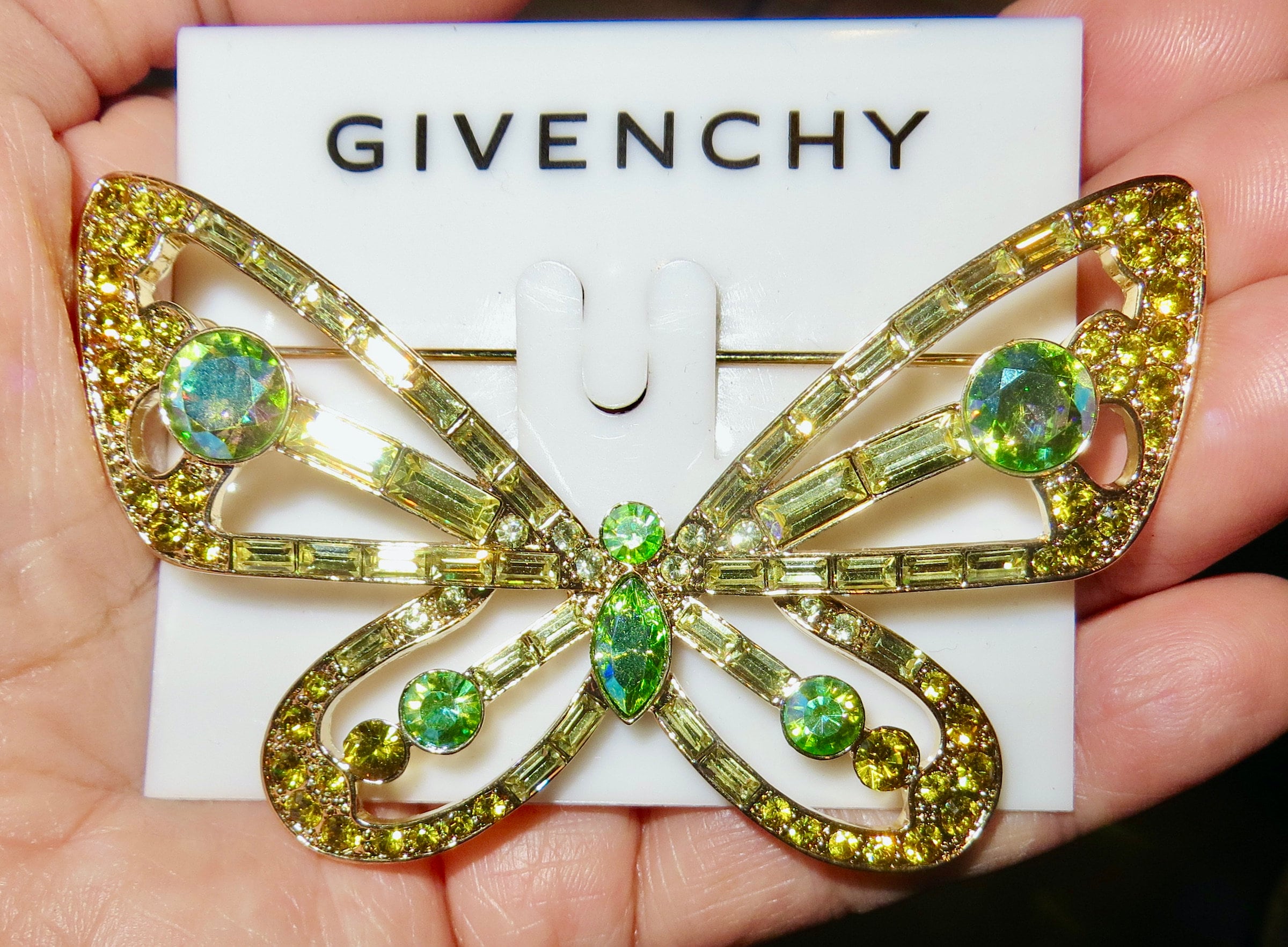 キラキラ輝くGIVENCHY サイン入り 3インチ スワロフスキークリスタル
