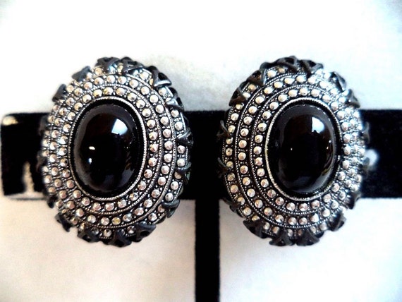 Elegant HATTIE CARNEGIE Signed 50's Earrings Onyx… - image 1