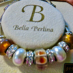 Vintage BELLA PERLINA European Style Brown Tortoise Glass Beads Crystals & Pearl Charm Bracelet Silver Tone Women&#39;s Jewelry New Original Box